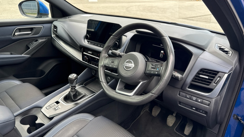 Nissan Qashqai 1.3 DiG-T MH Tekna 5dr Petrol Hatchback